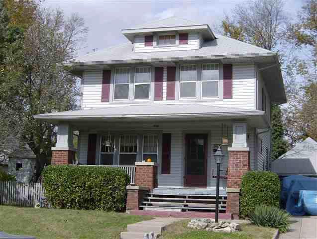 504 SE 4, Newton, KS 67114