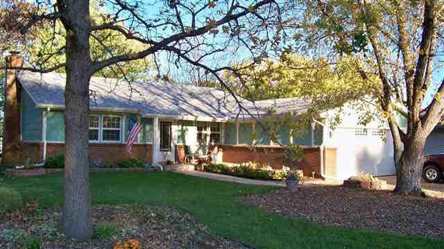 316 E Derby Hills, Derby, KS 67037