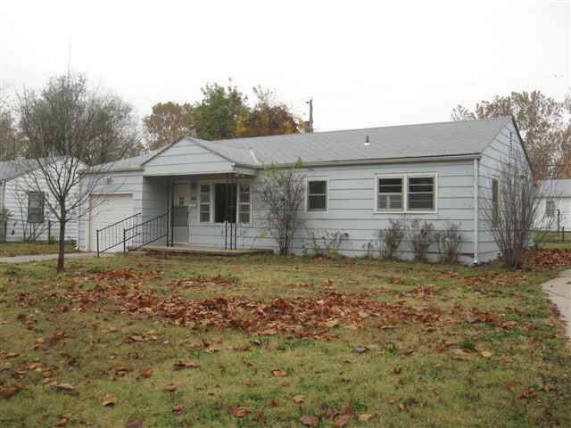 1402 E Tulsa St, Wichita, KS 67216