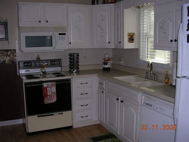 305 S Queen, Maize, KS 67101