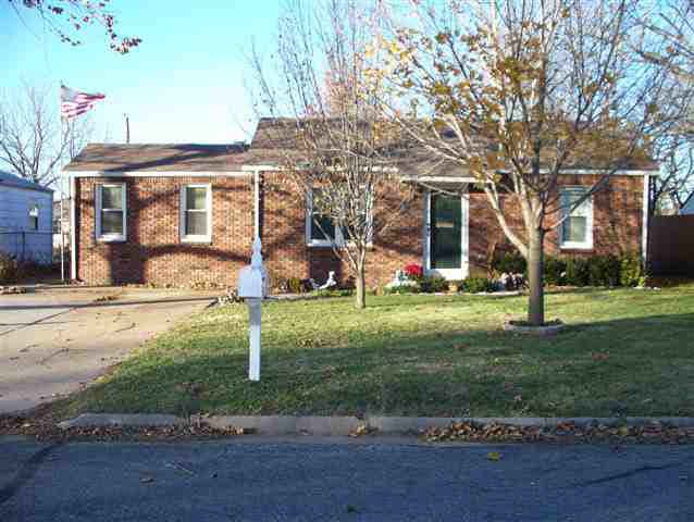 324 Hemphill, Haysville, KS 67060