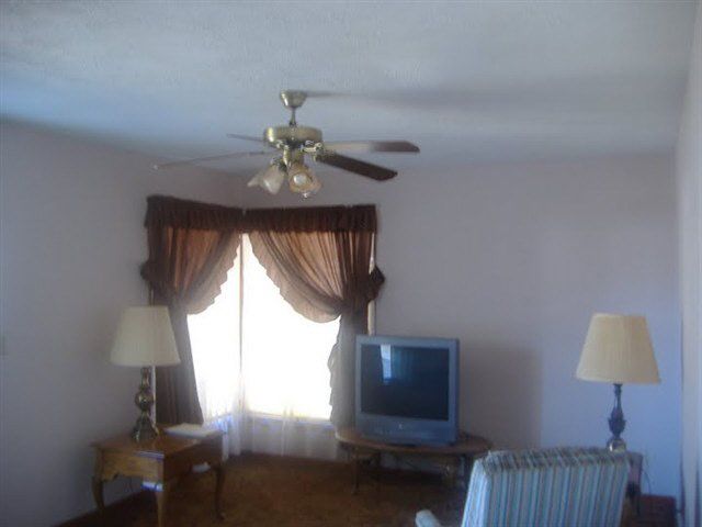 2463 E Aloma, Wichita, KS 67211
