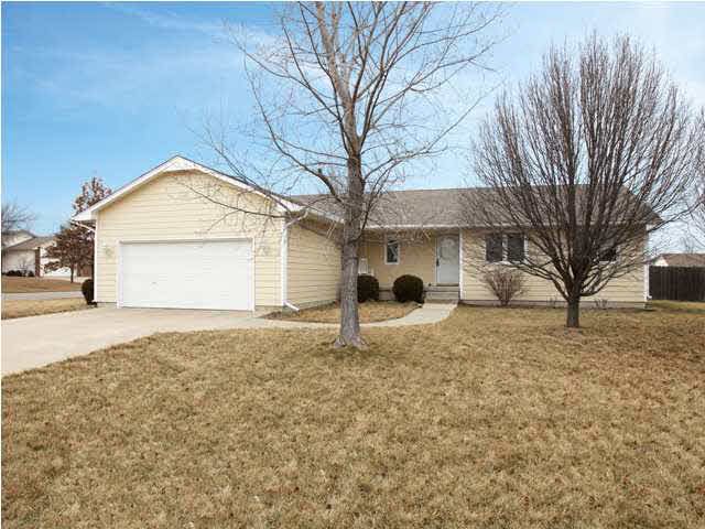 10308 E Skinner Cir, Wichita, KS 67207