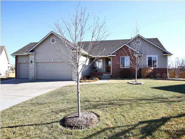 705 E Woodstone Ct, Andover, KS 67002