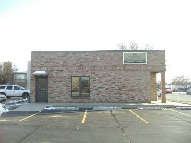 9319 E Harry, Wichita, KS 67207