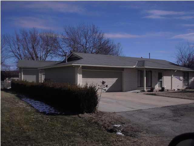 714 S Queen, Maize, KS 67101