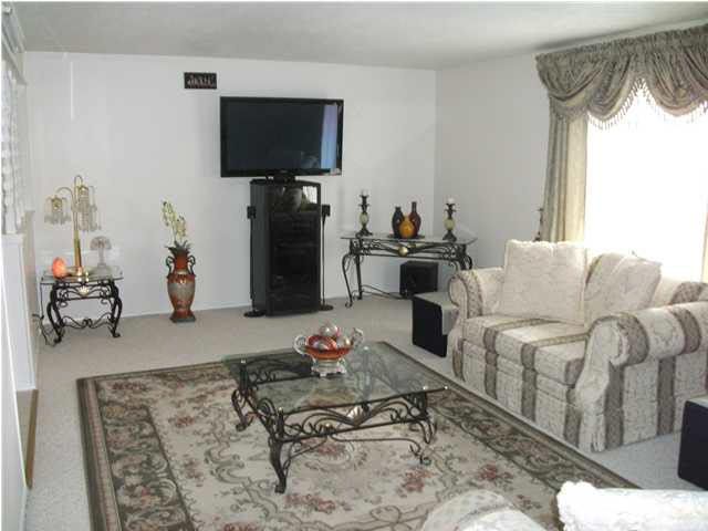 8513 E Hildreth, Wichita, KS 67207