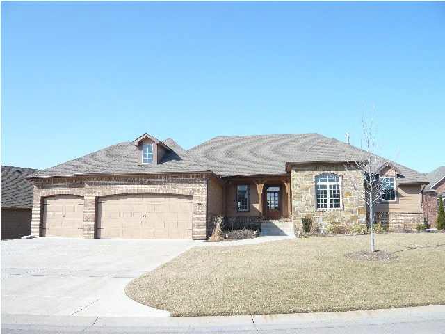 1426 Timber Falls Ct, Andover, KS 67002