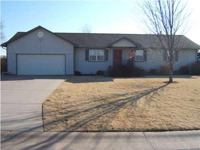 1321 N Day, Wellington, KS 67152