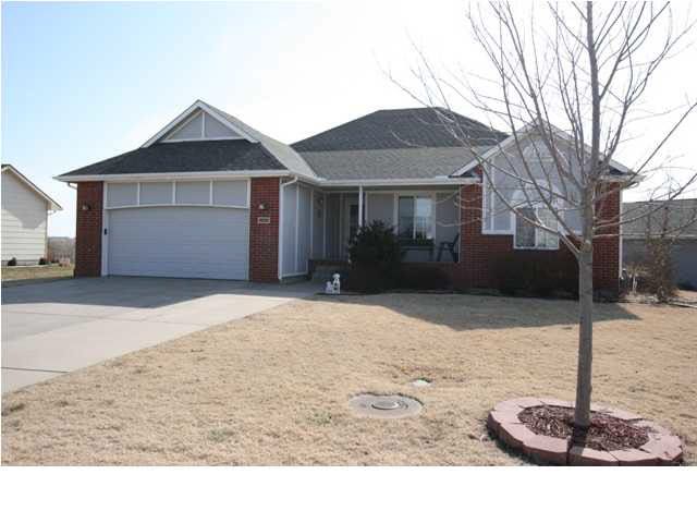 1303 Rainbow Dr, Towanda, KS 67144
