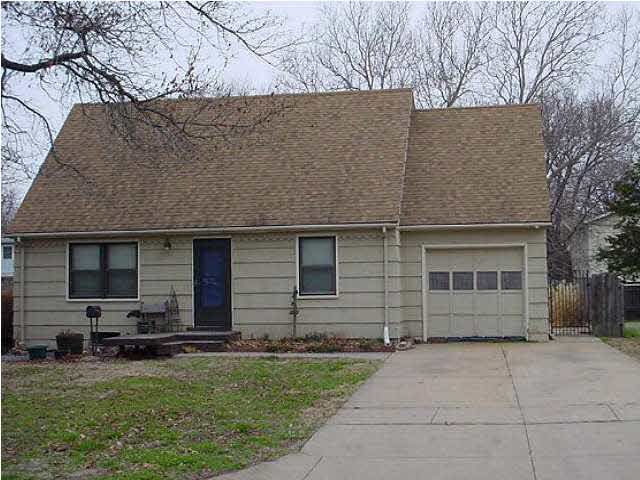 527 S Lakeview, Derby, KS 67037
