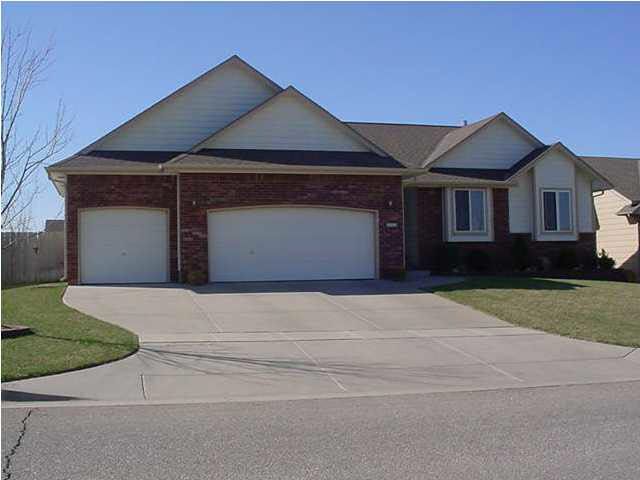 515 W Douglas, Andover, KS 67002