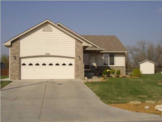 6504 Chisholm Pointe, Park City, KS 67219