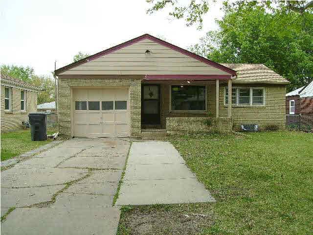 1756 S Drollinger, Wichita, KS 67218