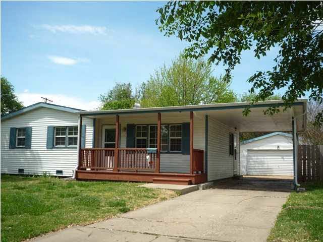 2007 S Saint Clair St, Wichita, KS 67213