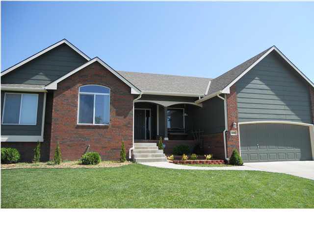 606 W Edgemont Ct, Andover, KS 67002