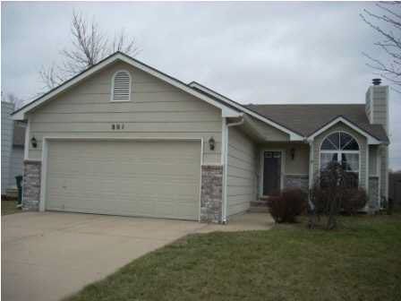 801 Deerfield, Valley Center, KS 67147