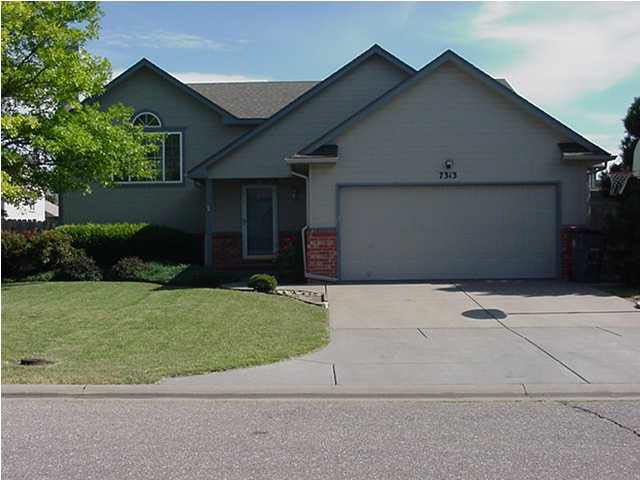 7313 E Brookview, Wichita, KS 67226