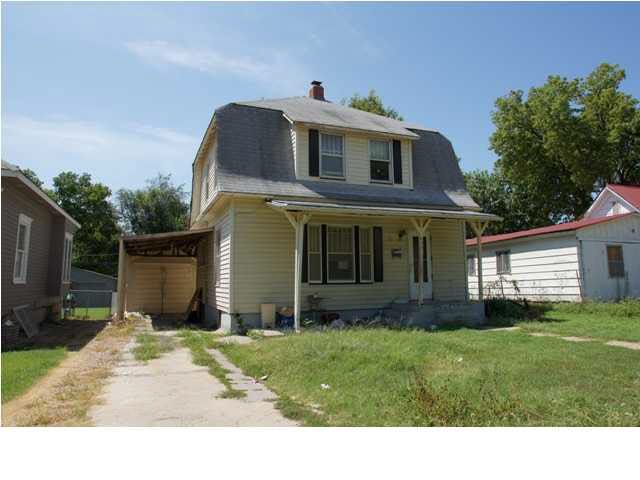 625 SE 3rd, Newton, KS 67114