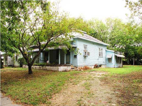 2046 S Ida, Wichita, KS 67211