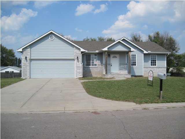 1310 E Mona, Wichita, KS 67211