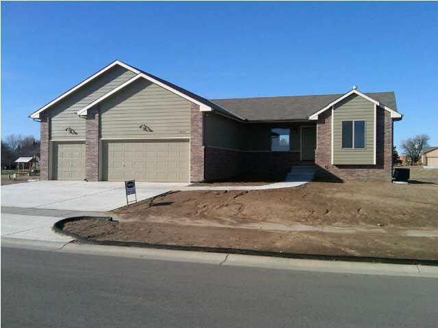11604 Wilkinson, Maize, KS 67101