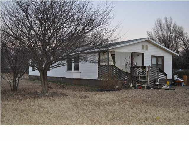 5600 N Seneca, Wichita, KS 67204