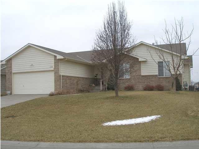 1729 N Blue Rg, Mulvane, KS 67110