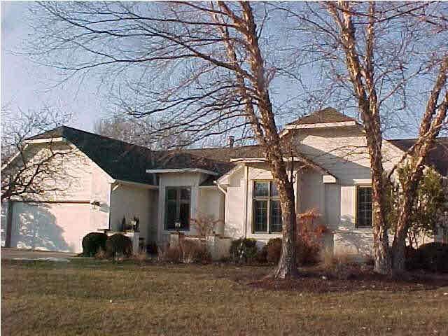 1518 E Juniper Ct, Derby, KS 67037