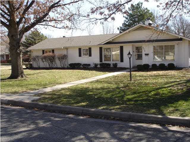 6717 E 10th St No, Wichita, KS 67206