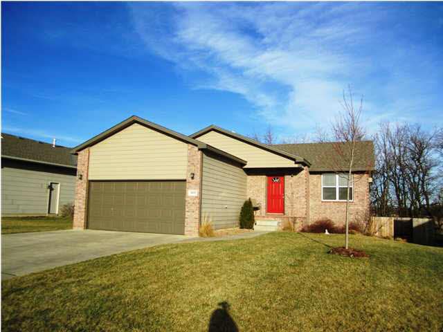819 E Hedgewood, Andover, KS 67002