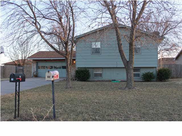 23 E Shenandoah Dr, Goddard, KS 67052