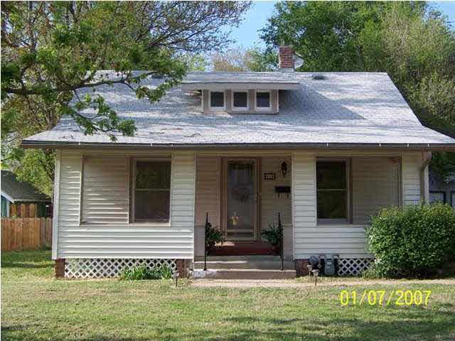 614 SE 6th, Newton, KS 67114