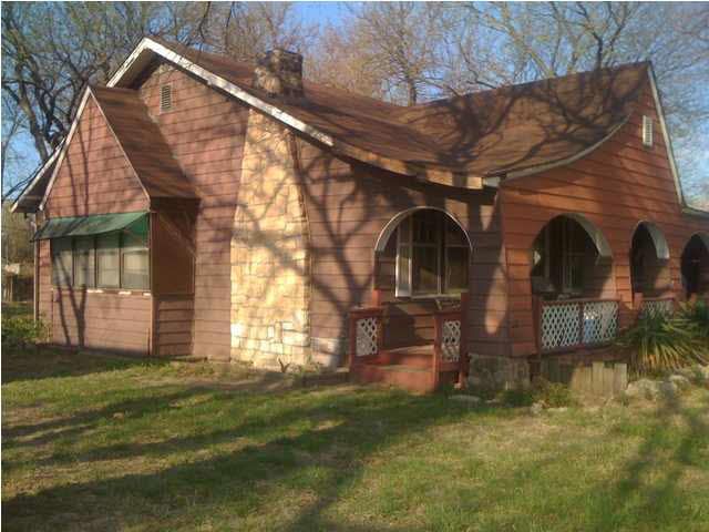 3140 W Maple, Wichita, KS 67213