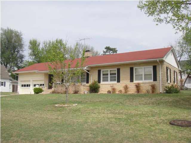 705 N Jefferson, Wellington, KS 67152