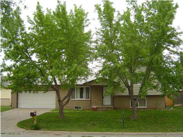4469 S Washington Ct, Wichita, KS 67216