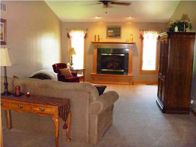 155 S Elm Ct, Andover, KS 67002