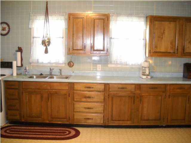 600 N Young, Wichita, KS 67212