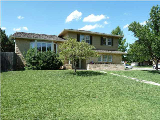 8328 E Mt Vernon, Wichita, KS 67207