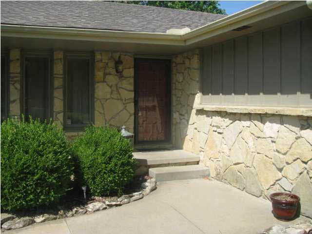 11 Frontier, Rose Hill, KS 67133