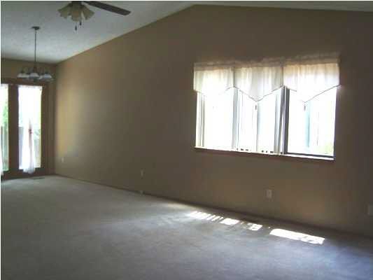 10215 W Dora, Wichita, KS 67209