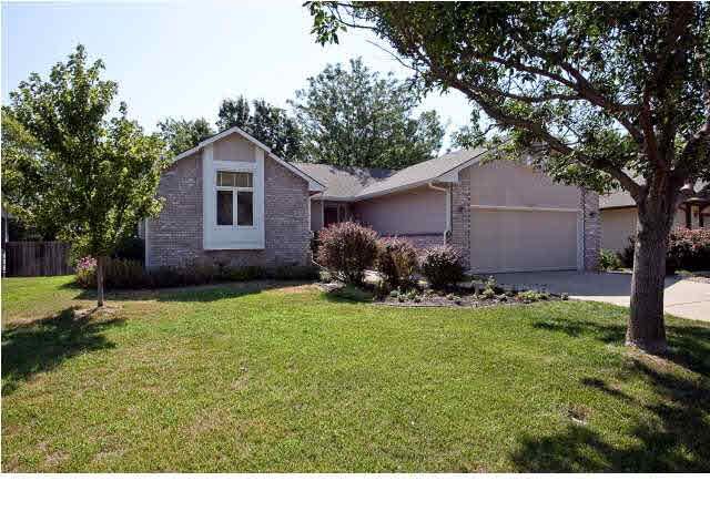 2412 N Forest Pk, Derby, KS 67037