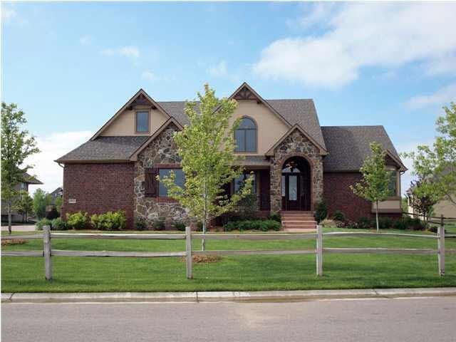 4014 N Stone Barn St, Maize, KS 67101