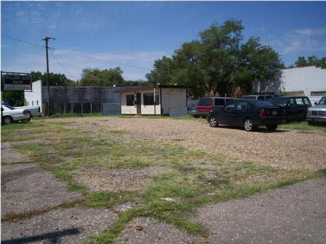 1640 E 13th, Wichita, KS 67214