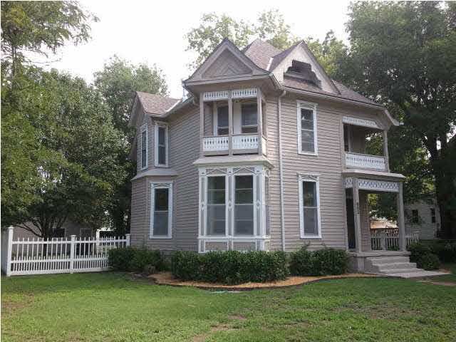 602 E 11th, Winfield, KS 67156