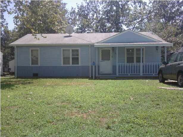 1007 Meikle, Wichita, KS 67217
