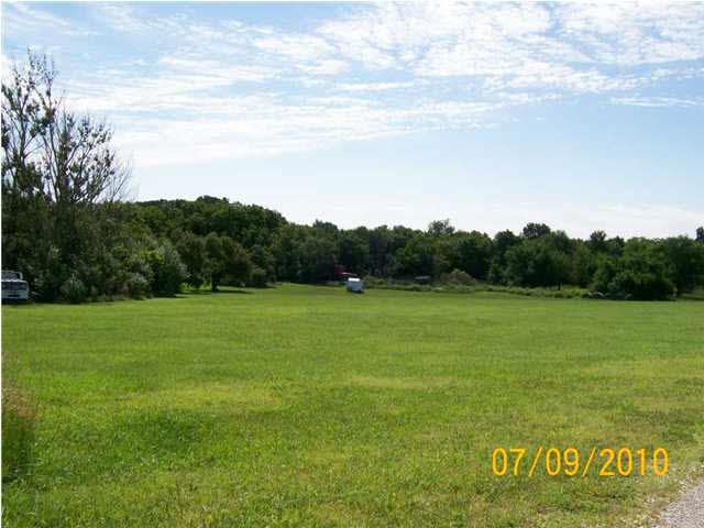 33501 W 6th St S, Garden Plain, KS 67050