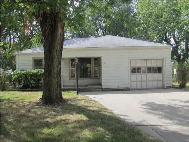 615 S Brookside, Wichita, KS 67218