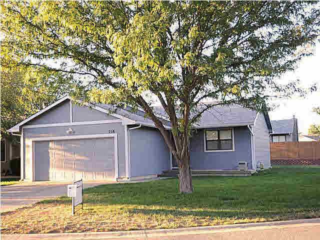 218 W Teal Dr, Derby, KS 67037