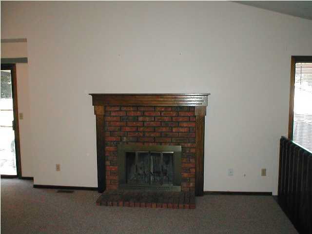 1508 N Smith Cir, Wichita, KS 67205